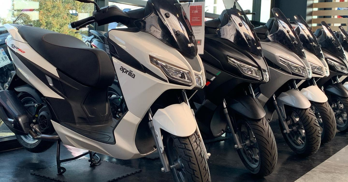 MAXIMUM Nos scooters Vespa et Piaggio à Granville